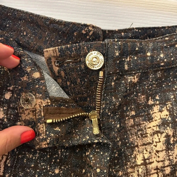 ! St. John Sport High Rise Printed Dark Wash Trouser Denim Jeans Multico… - Picture 6 of 6